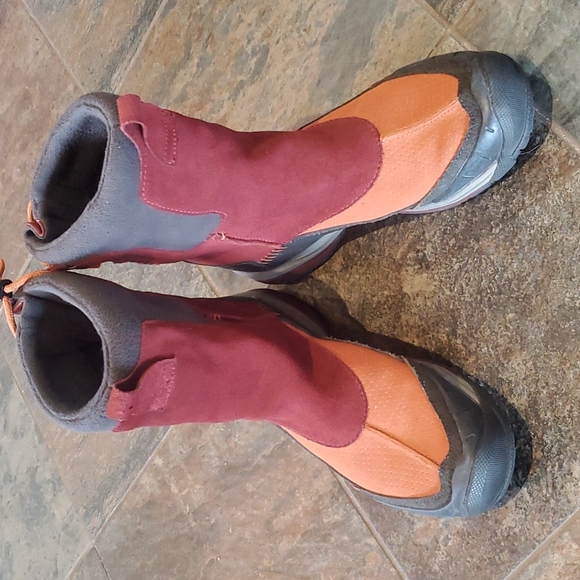 Nwot COLUMBIA* Boots - Picture 4 of 9